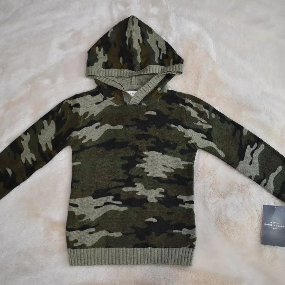 Boys Camo Hooded Sweater Size 5/6 Long Sleeve Knit Green Black